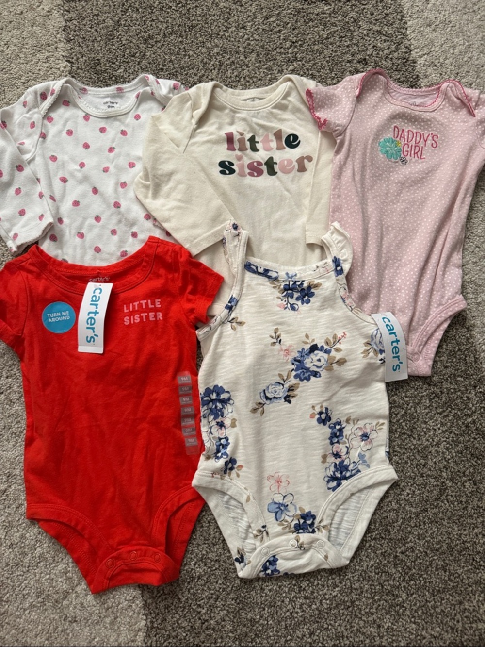 Carter’s 9M - 5pc set